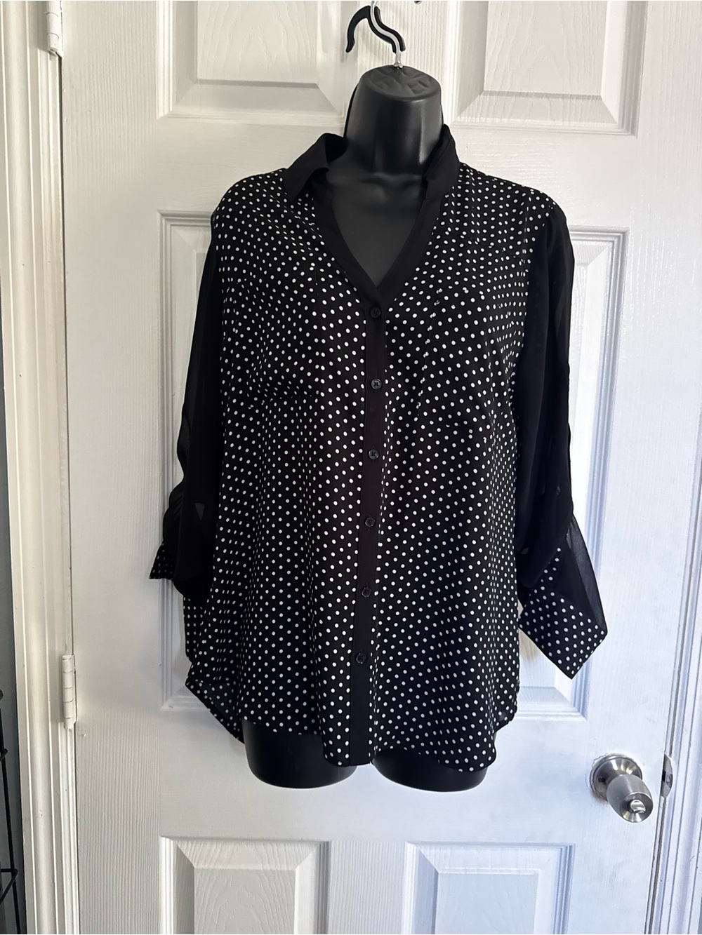 Express Black and White Polka Dot Button-Down portfino Blouse